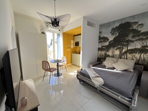 1 bedroom, travel crib, WiFi, bed sheets