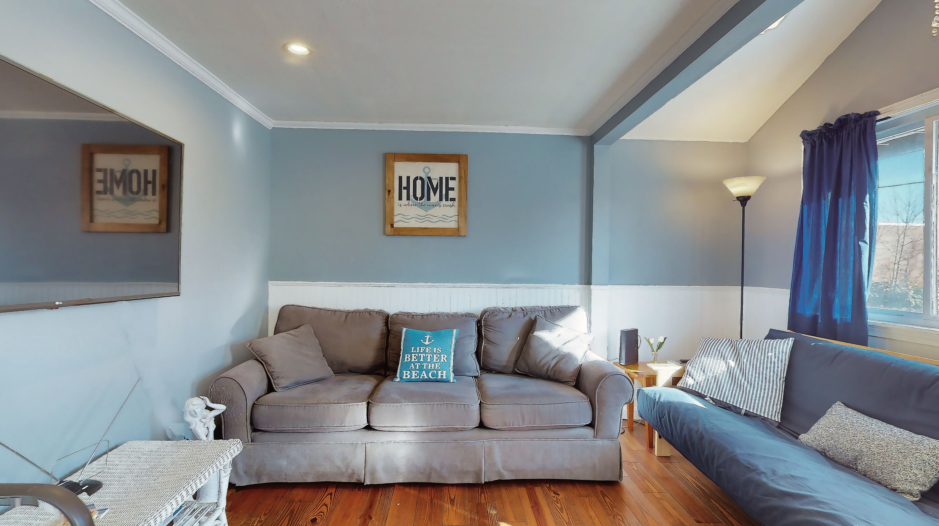 Gull's Nest | Pet friendly| Mile to Beach | Bayley Vacation Rentals