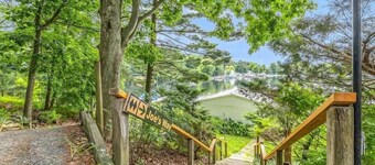 2 BR, 2 BA cottage on Middle Bayou of Hamlin Lake.