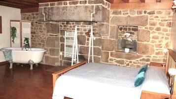 2 chambres, Wi-Fi gratuit, draps fournis