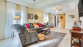 Apartment (1 Bedroom) | Front of property