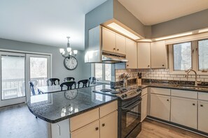 House (4 Bedrooms) | Interior - Quiet Tennessee Getaway ~ 12 Mi to Kentucky Lake! (Paris)