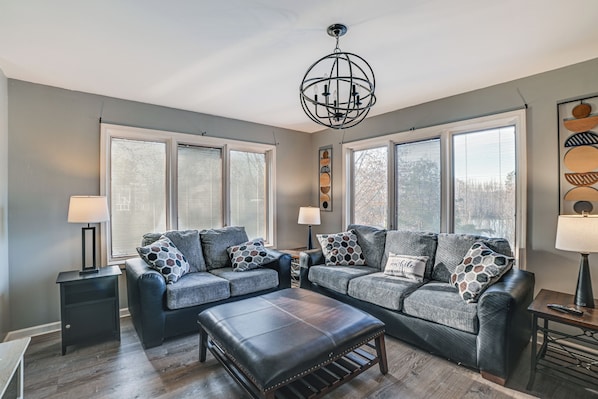 Talo (4 Bedrooms) | Sisätilat