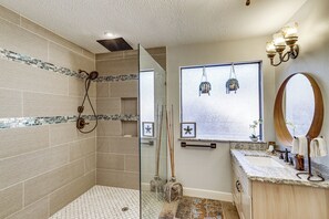 House (2 Bedrooms) | Interior - Dog-friendly Cypress Vacation Rental w/ Lanai! (Cypress)