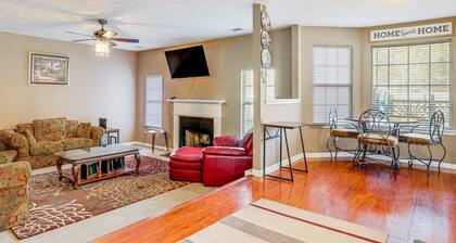 Pet-friendly Georgia Escape w/ Deck, Grill & Yard!