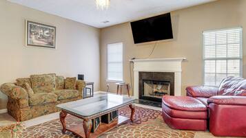 Rumah (4 Bedrooms) | Interior