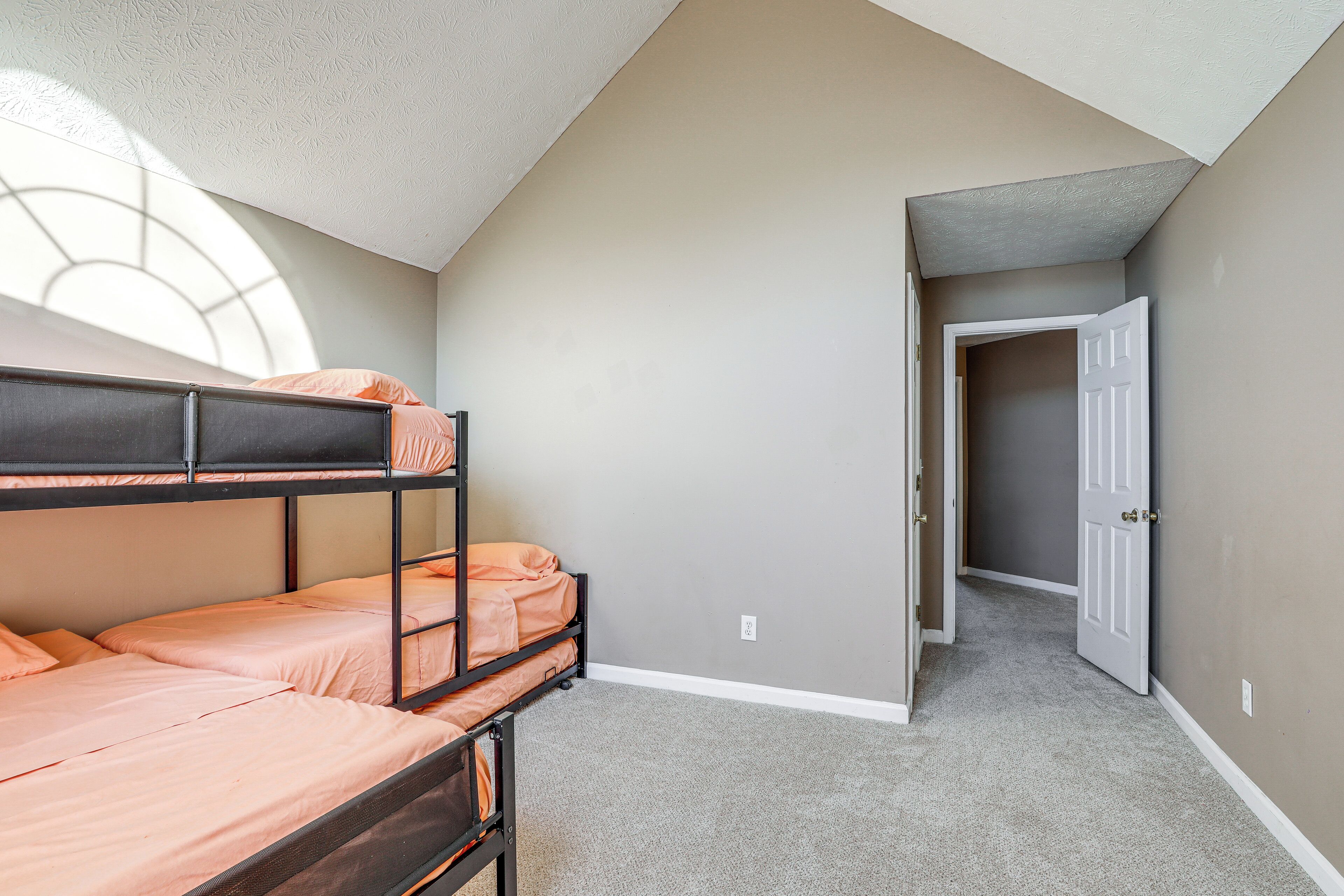 Rumah (4 Bedrooms) | Interior