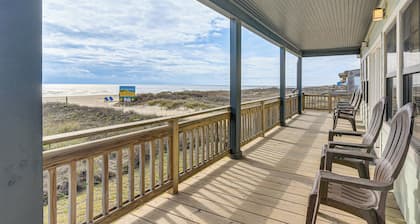 Gulf Coast Views: Waterfront Surfside Beach Home!