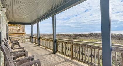Gulf Coast Views: Waterfront Surfside Beach Home!