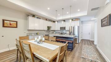 Apartment (4 Bedrooms) | Interior