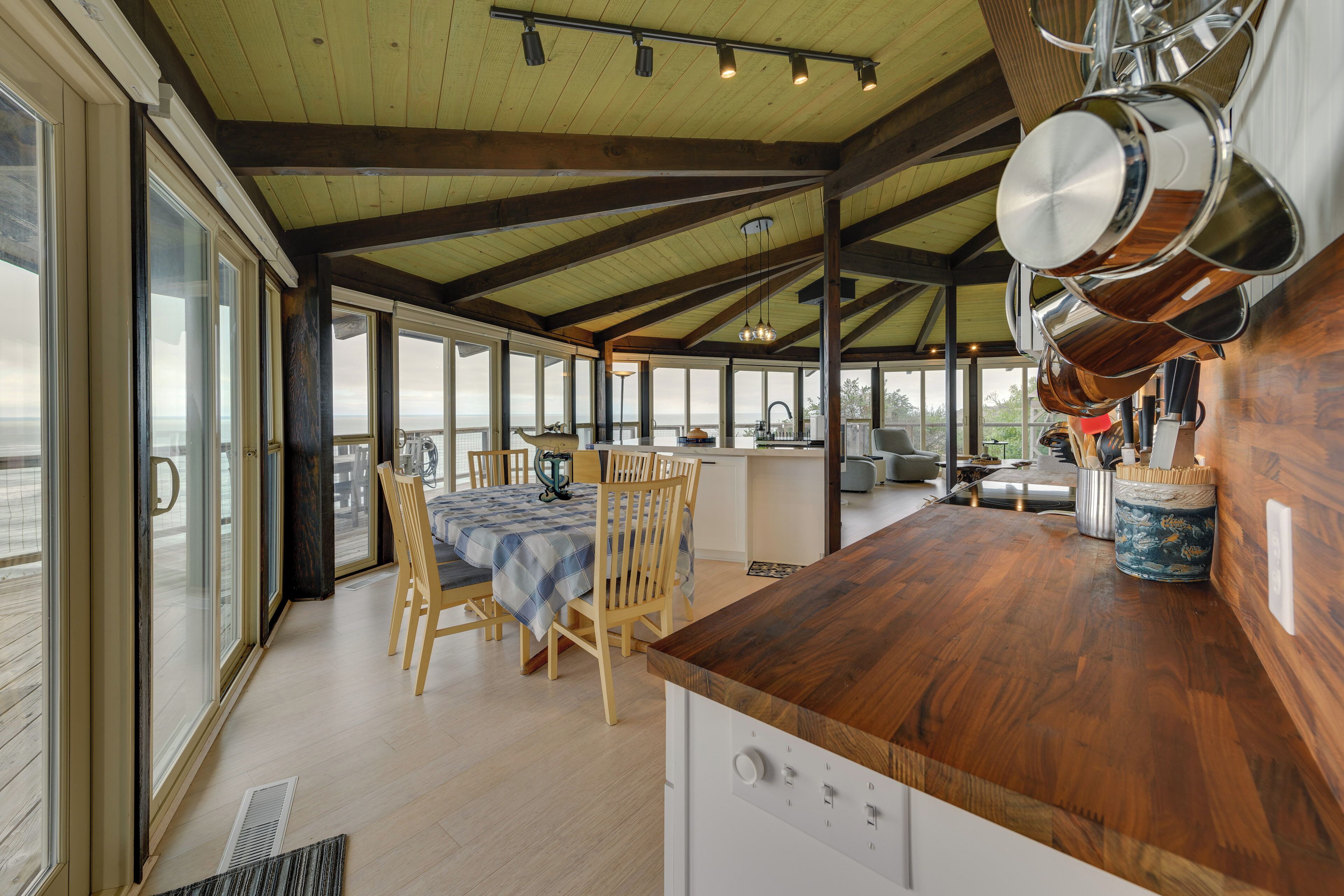 Casa (3 Bedrooms) | Interior