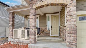 House (3 Bedrooms) | Interior