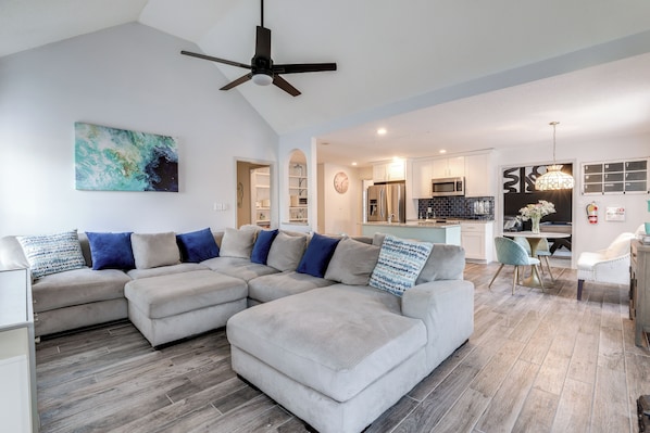 House (3 Bedrooms) | Interior