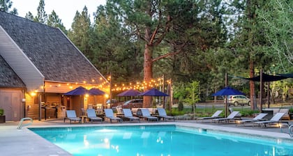 Mt Bachelor Village Resort Condo: 19 Mi to Skiing!