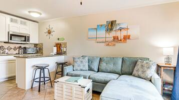 Apartment (1 Bedroom) | Interior