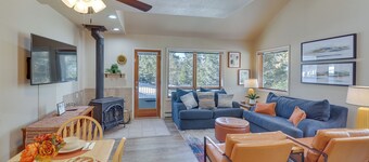 Cloudcroft Vacation Rental ~ 4 Mi to Skiing!