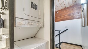 Apartment (2 Bedrooms) | Interior - Walk to Grand Lake: Modern Monkey Island Condo (Afton)