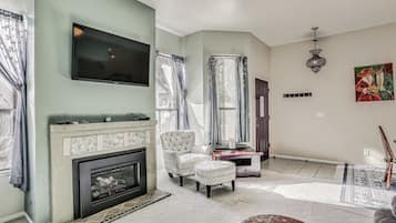 Apartment (1 Bedroom) | Interior