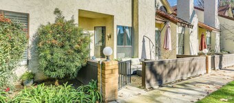 Spacious Downtown Fresno Townhome: Walk to Ucsf