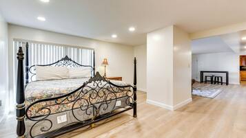 Apartment (0 Bedroom) | Interior