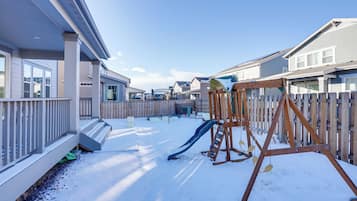 House (5 Bedrooms) | Interior