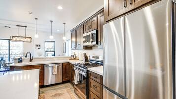 Apartment (3 Bedrooms) | Interior