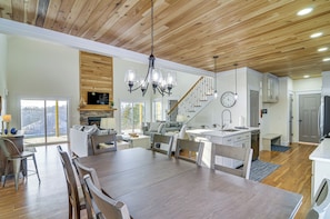 Cottage (2 Bedrooms) | Interior