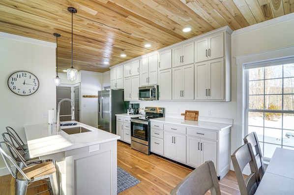 Cottage (2 Bedrooms) | Interior