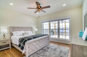 Cottage (2 Bedrooms) | Interior - Dale Hollow Cottage w/ Covered Porch & Lake Views! (Burkesville)