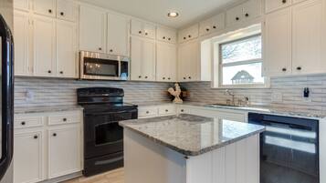 Casa (3 Bedrooms) | Interior