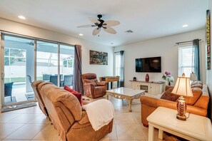 Interior - Hot Tub + Fire Pit: Spacious Cape Coral Oasis! (Cape Coral)