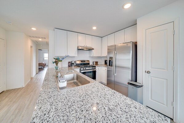 House (3 Bedrooms) | Private kitchen | Paper towels - Pet-friendly San Antonio Home ~ 9 Mi to Lackland! (San Antonio)