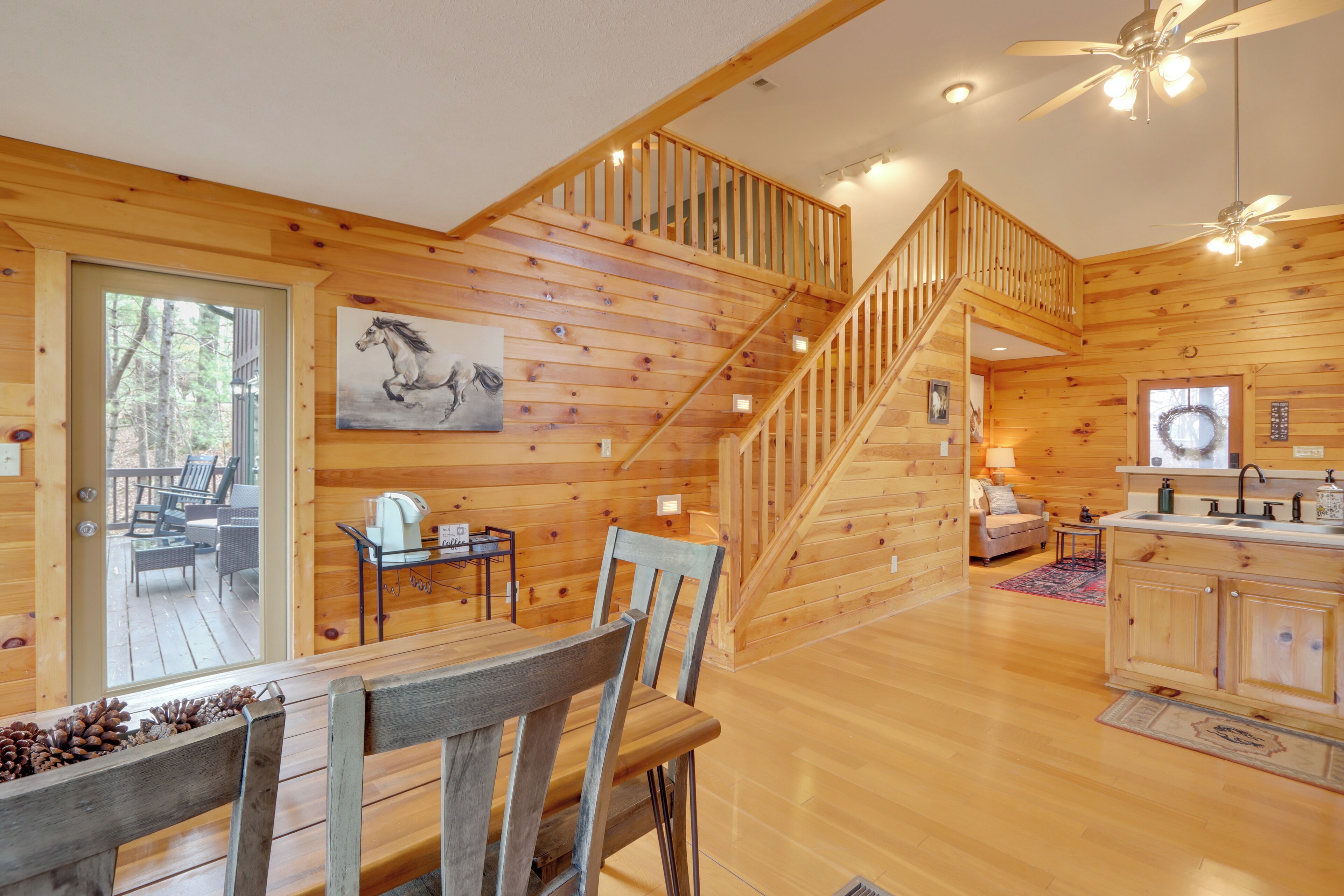 House (3 Bedrooms) | Interior