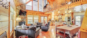 Waterfront Watauga Lake Home w/ Private Dock!