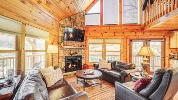 House (3 Bedrooms) | Front of property