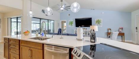 House (2 Bedrooms) | Interior