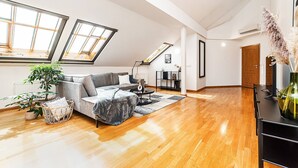 Leilighet, 2 soverom, terrasse, byutsikt | Innvendig