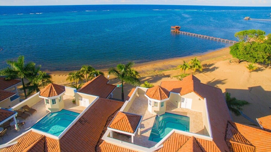 Lawson Rock - Angelfish 201 2 Bedroom Condo by RedAwning