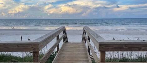 ハウス 4 ベッドルーム | ビーチ