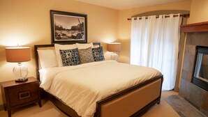 Condo, 3 Bedrooms | 3 bedrooms, free WiFi - 7401- Three Bedroom + Loft + Den Deluxe Crossings Townhomes 3 Condo by RedAwning (Solitude)