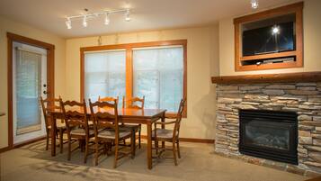 Appart'hôtel, 2 chambres | Restauration