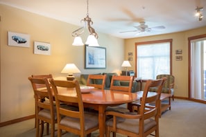 Dining - 2211 - Two Bedroom Standard Eagle Springs East 2 Condo by RedAwning (Solitude)
