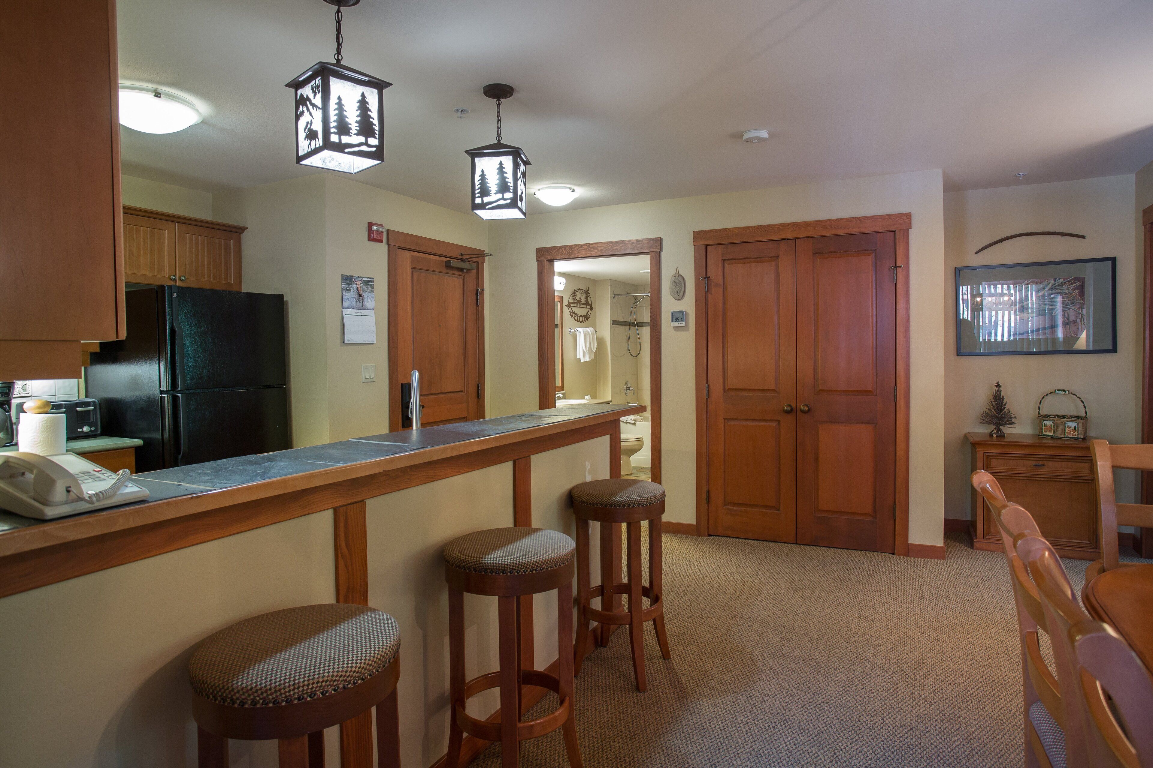 Condo, 2 Bedrooms | Bahagian dalam