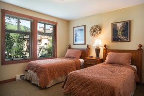 Condo, 2 Bedrooms - 2202 - Two Bedroom Standard Eagle Springs East 2 Condo by RedAwning (Solitude)