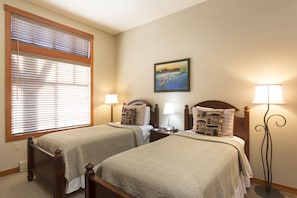 Condo, 2 Bedrooms | 2 bedrooms, free WiFi