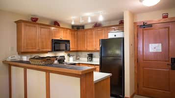 LÀgenhet - 1 sovrum | Eget kök | KylskÄp, ugn, kaffe- och tebryggare och brödrost