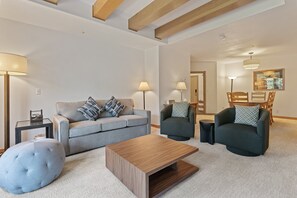 Condo, 2 Bedrooms | Living area