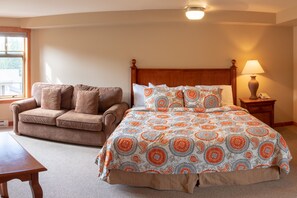 Condo, 2 Bedrooms