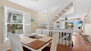 House, 3 Bedrooms | Dining