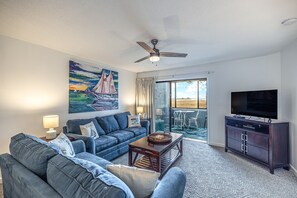 Appartement, 2 slaapkamers | Woonruimte | Smart-tv